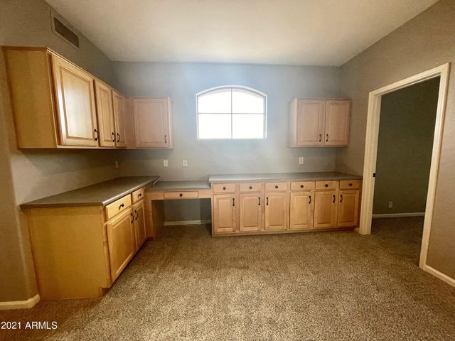 1608 W AMBERWOOD Drive, Phoenix, AZ 85045