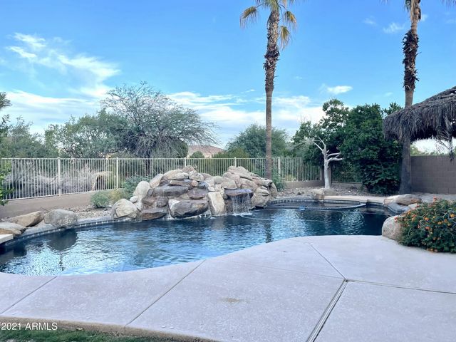 1608 W AMBERWOOD Drive, Phoenix, AZ 85045