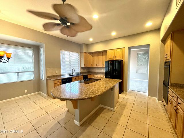 1608 W AMBERWOOD Drive, Phoenix, AZ 85045