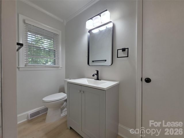 4426 Holbrook Drive, Charlotte, NC 28205