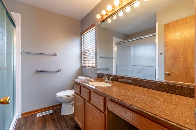6843 Falcon Drive, Schererville, IN 46375