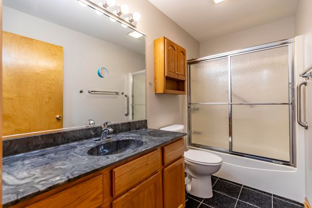 6843 Falcon Drive, Schererville, IN 46375