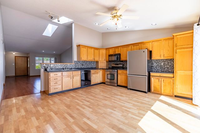 6843 Falcon Drive, Schererville, IN 46375