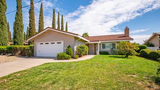 442 Yellowstone Dr, Vacaville, CA 95687