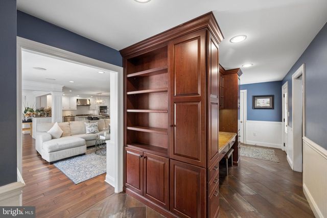 596 TANGLEWOOD LN, Devon, PA 19333