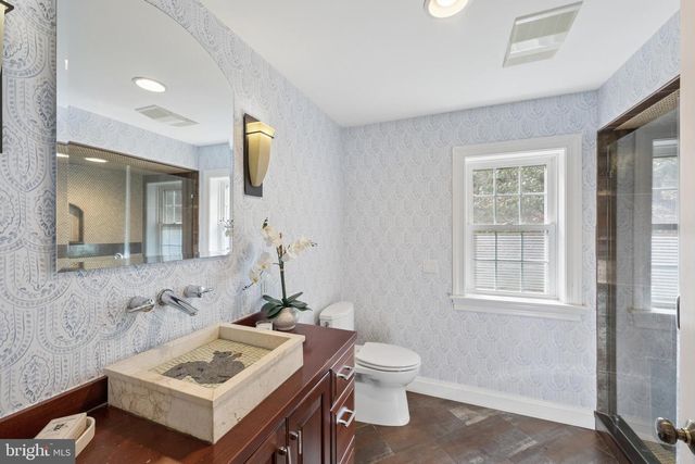 596 TANGLEWOOD LN, Devon, PA 19333