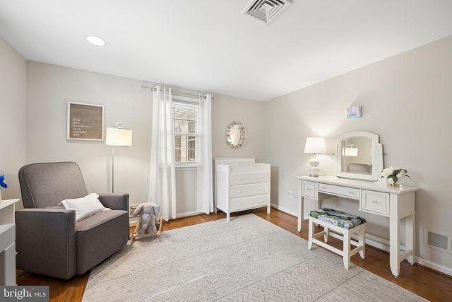 596 TANGLEWOOD LN, Devon, PA 19333