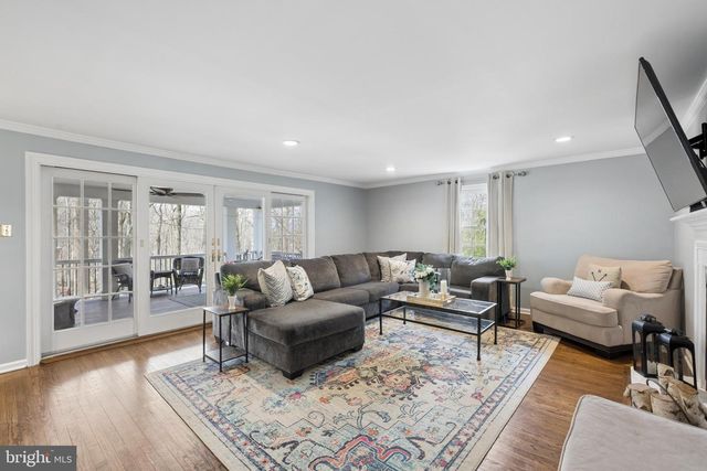 596 TANGLEWOOD LN, Devon, PA 19333