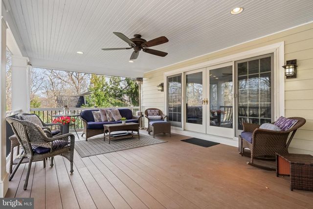 596 TANGLEWOOD LN, Devon, PA 19333