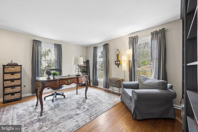 596 TANGLEWOOD LN, Devon, PA 19333