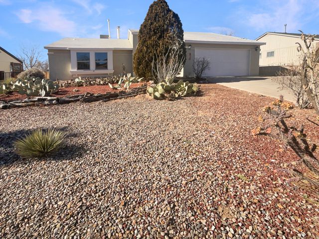 1725 Allegheny Drive NE, Rio Rancho, NM 87144