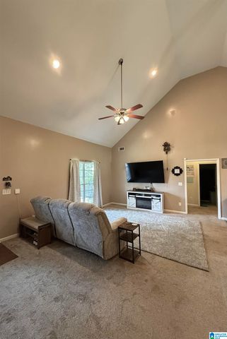 702 10TH AVENUE, Jacksonville, AL 36265