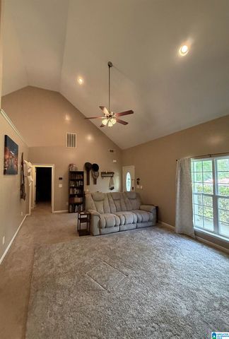 702 10TH AVENUE, Jacksonville, AL 36265