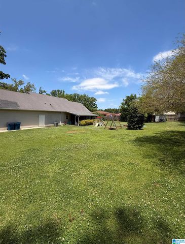 702 10TH AVENUE, Jacksonville, AL 36265