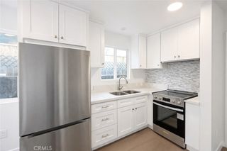 6907 Noble, Van Nuys, CA 91405