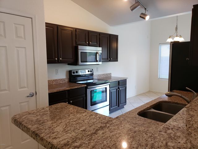 1671 E Flint Street, Chandler, AZ 85225