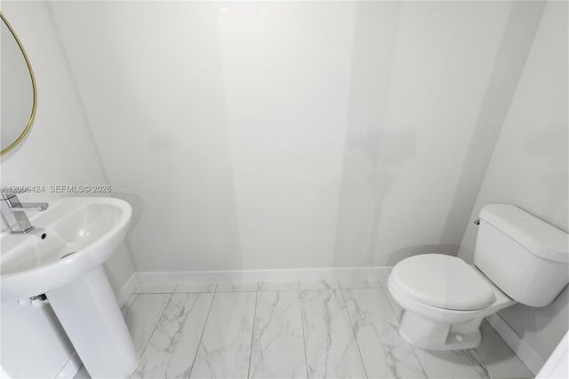 2505 NE 193rd St 4215, Miami, FL 33180