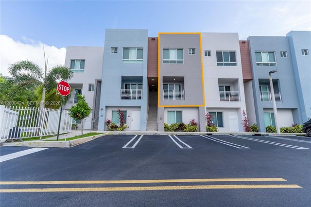 2505 NE 193rd St 4215, Miami, FL 33180