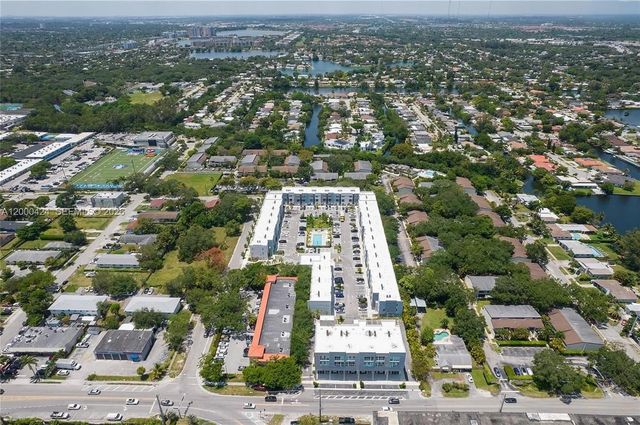 2505 NE 193rd St 4215, Miami, FL 33180