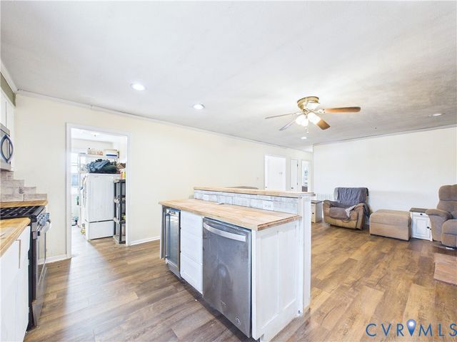 3370 Stage Coach Rd, Farmville, VA 23901