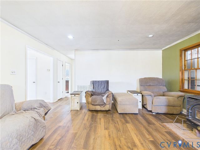 3370 Stage Coach Rd, Farmville, VA 23901