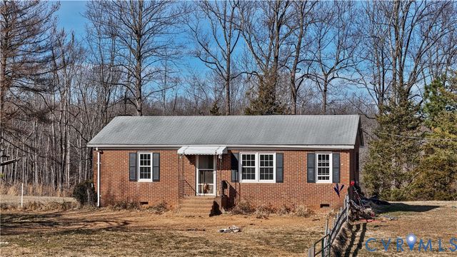 3370 Stage Coach Rd, Farmville, VA 23901
