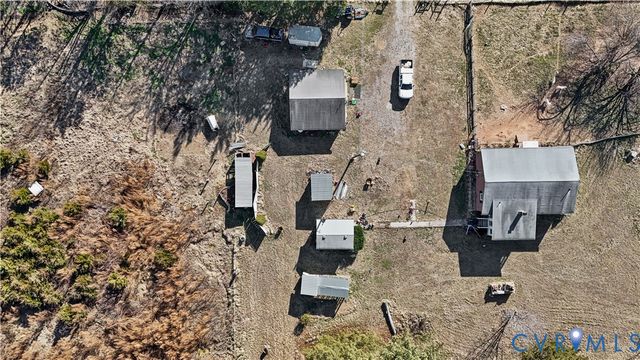 3370 Stage Coach Rd, Farmville, VA 23901