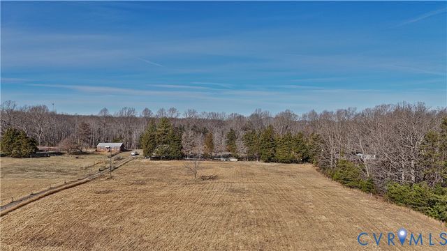 3370 Stage Coach Rd, Farmville, VA 23901