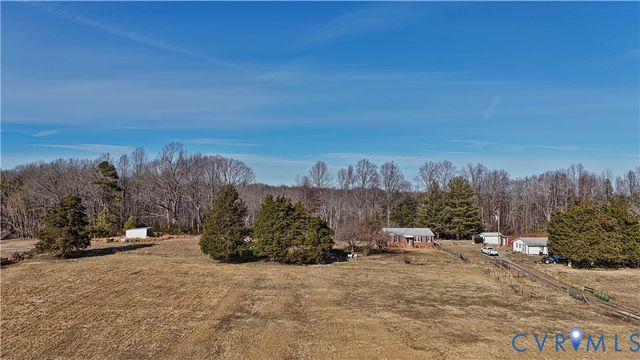 3370 Stage Coach Rd, Farmville, VA 23901