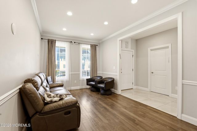4 Blue River Way, Lakewood, NJ 08701