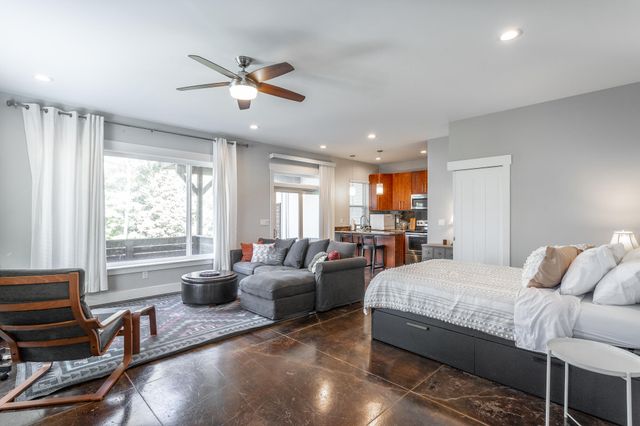 687 Ladd Avenue, Chattanooga, TN 37405