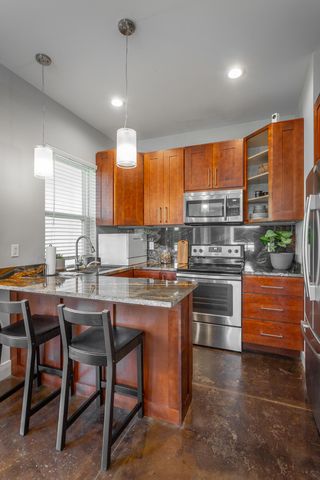 687 Ladd Avenue, Chattanooga, TN 37405