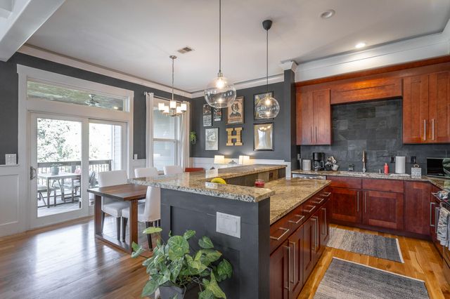 687 Ladd Avenue, Chattanooga, TN 37405