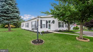 637 LAUREL CT, North Wales, PA 19454