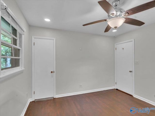 2307 Giles Drive NE, Huntsville, AL 35811
