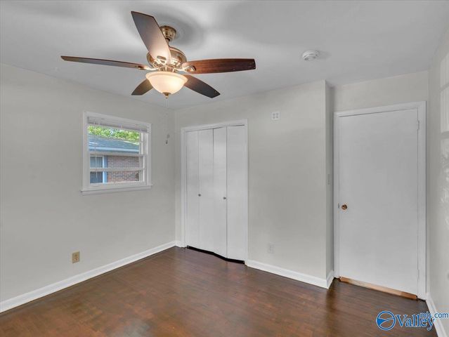 2307 Giles Drive NE, Huntsville, AL 35811