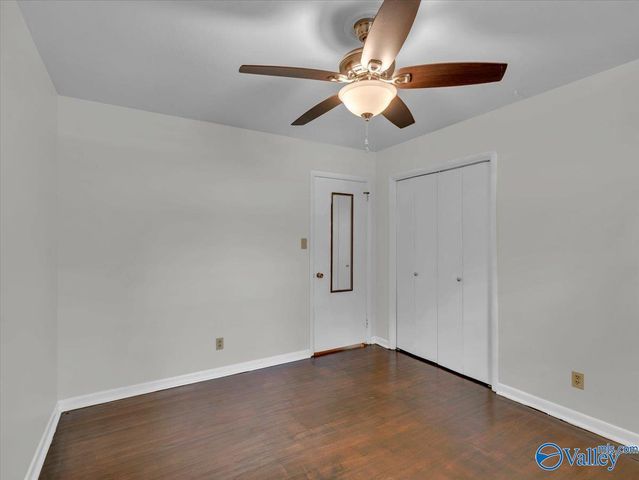 2307 Giles Drive NE, Huntsville, AL 35811