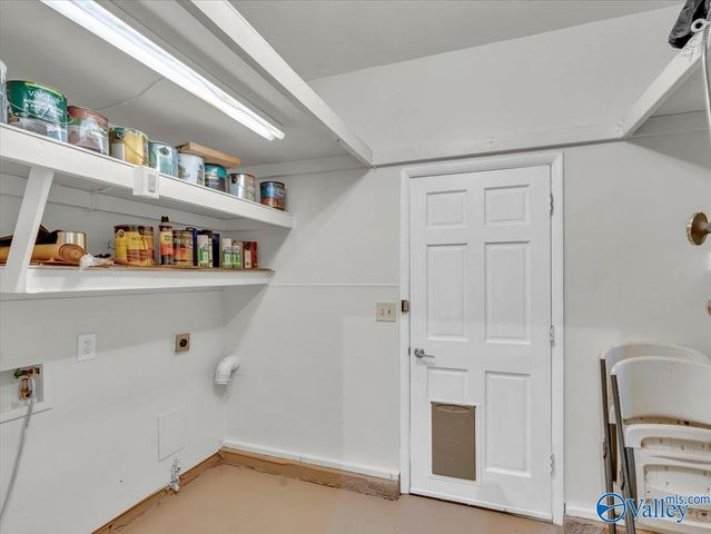 2307 Giles Drive NE, Huntsville, AL 35811