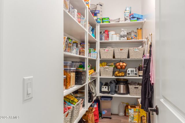 17235 W EDINBURG Street, Surprise, AZ 85388