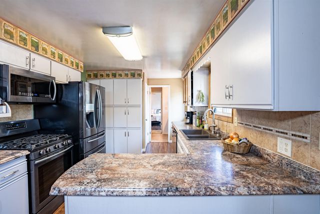 2107 S Fawn Dr, Spokane Valley, WA 99206