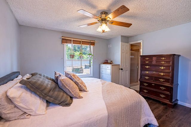 2107 S Fawn Dr, Spokane Valley, WA 99206