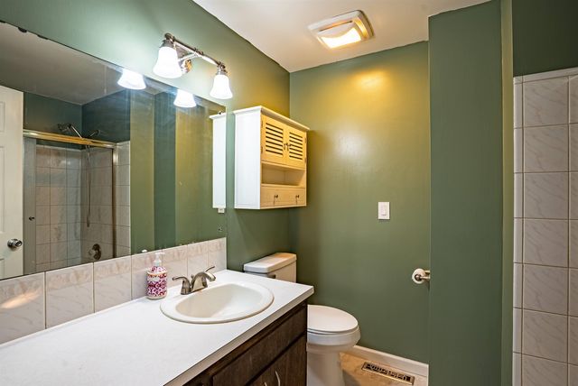 2107 S Fawn Dr, Spokane Valley, WA 99206