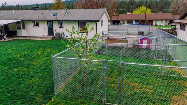 2107 S Fawn Dr, Spokane Valley, WA 99206
