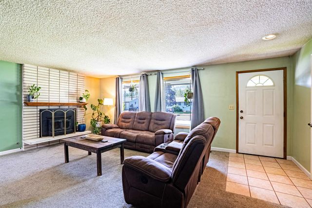 2107 S Fawn Dr, Spokane Valley, WA 99206