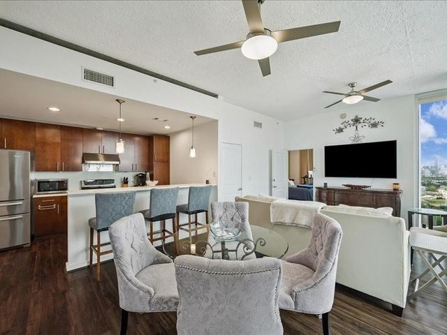 5925 Almeda Road 11901, Houston, TX 77004