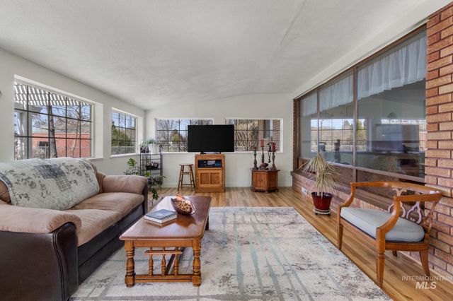 507 S State St, Nampa, ID 83686