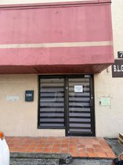 7266 NW 70th St, Miami, FL 33166