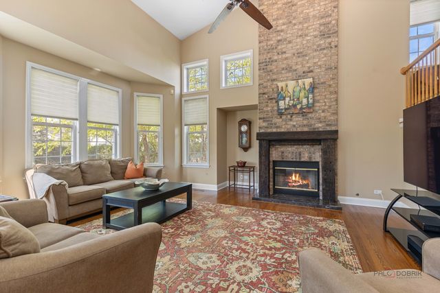 2203 Miramar Court, Buffalo Grove, IL 60089