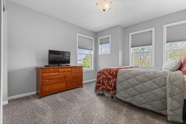 2203 Miramar Court, Buffalo Grove, IL 60089