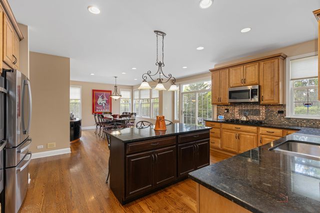 2203 Miramar Court, Buffalo Grove, IL 60089
